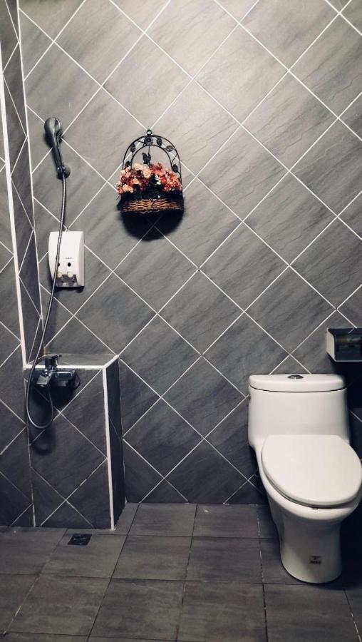 Emaly Homestay T'ai-tung Dış mekan fotoğraf