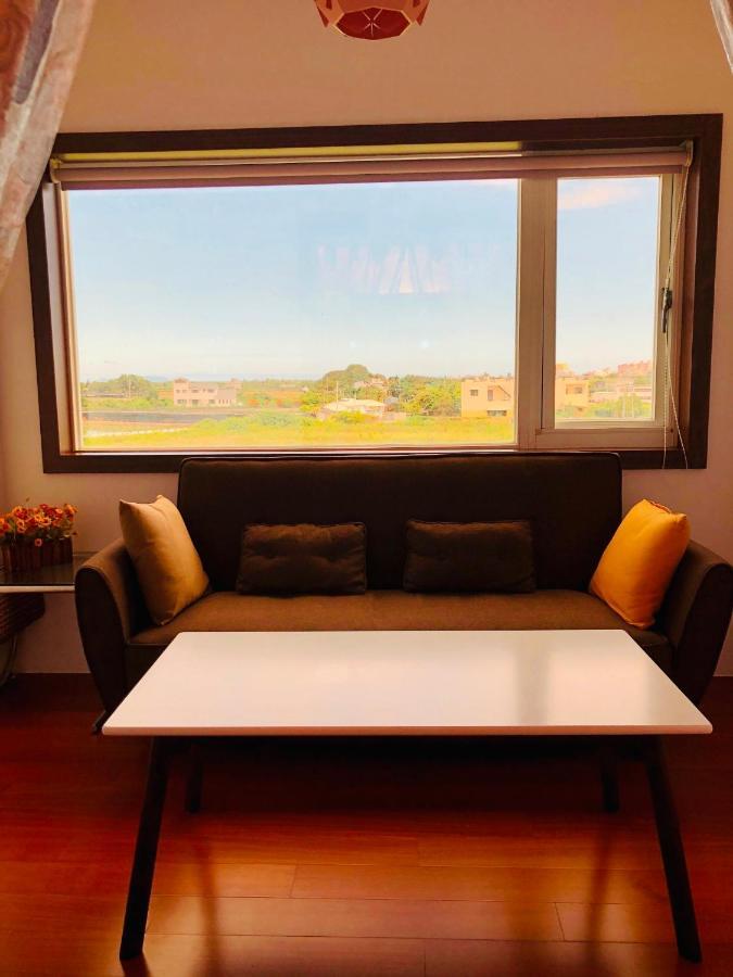Emaly Homestay T'ai-tung Dış mekan fotoğraf