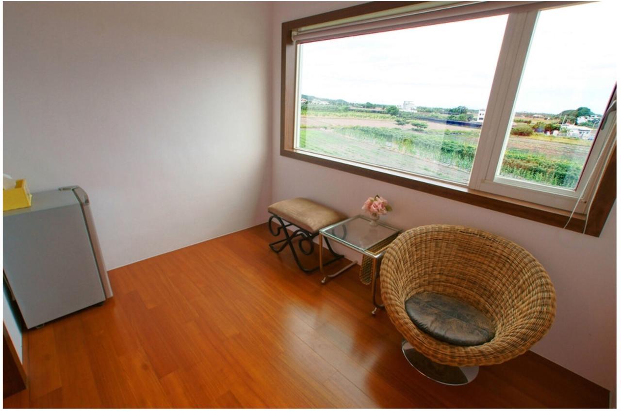 Emaly Homestay T'ai-tung Dış mekan fotoğraf