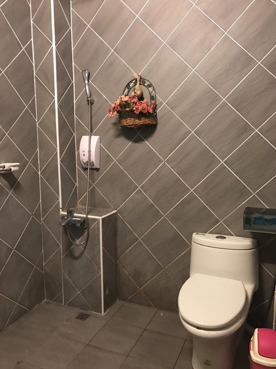 Emaly Homestay T'ai-tung Dış mekan fotoğraf